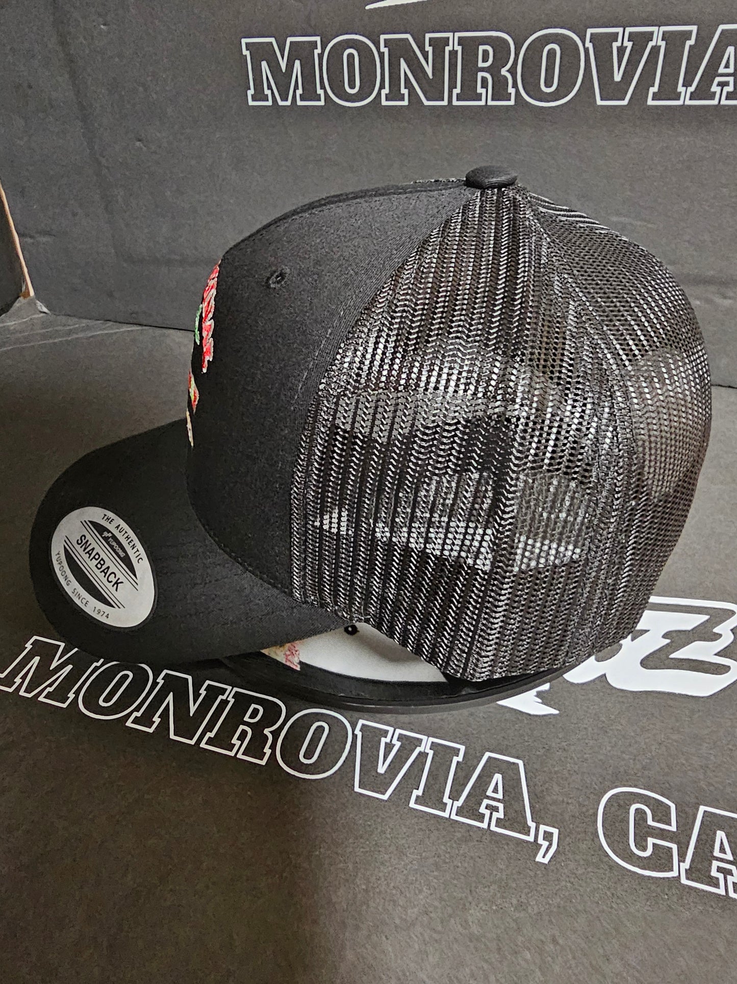 Gorra Snapback Malla Negra Premium – La Original Banda El Limón